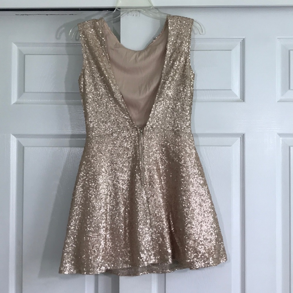 Tobi Sleeveless Open Back Mini Sequence Dress M - image 3